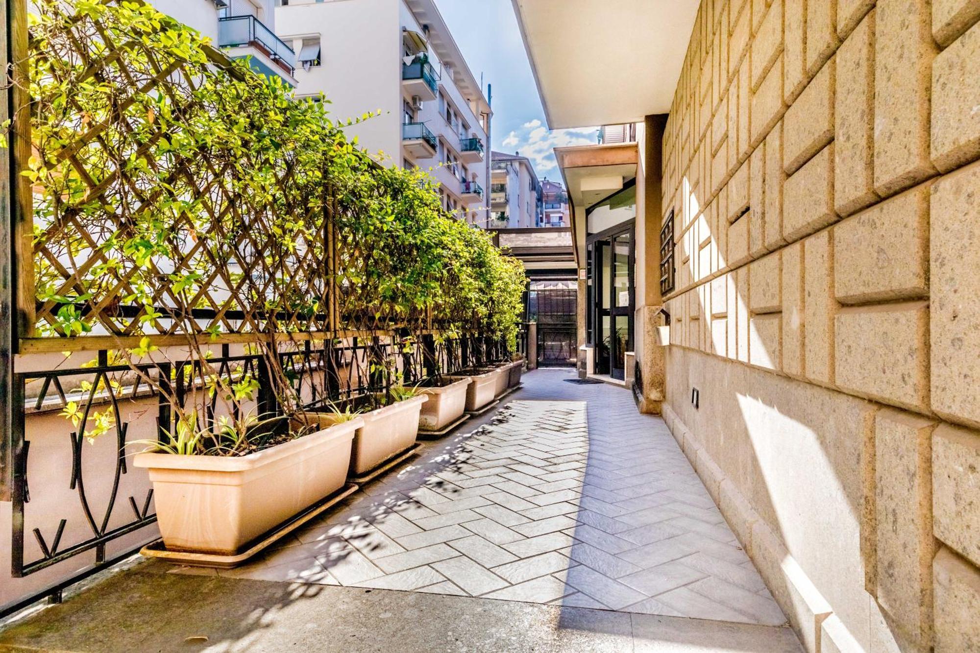 Attico Trilocale In Zona Farnesina Apartment Rome Luaran gambar